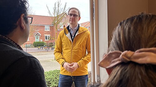 Ian talking to local residents Ian talking to local residents